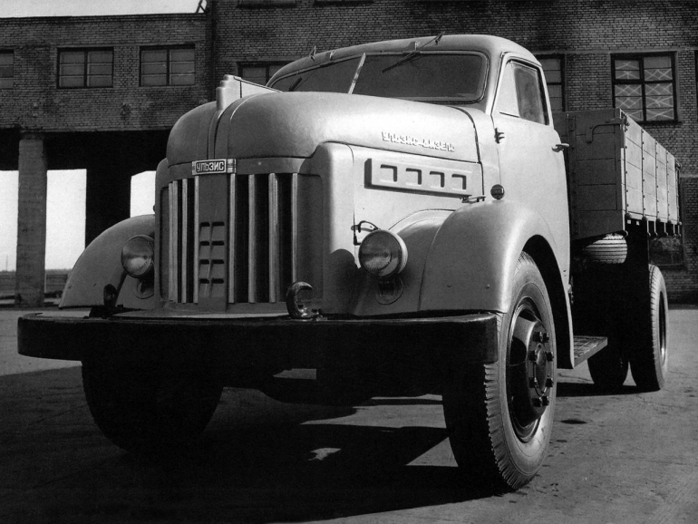 УльЗИС-253, 1944 год